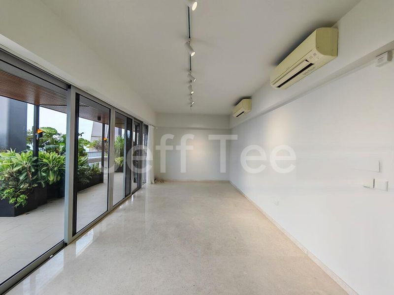 5 Bed Condo for Rent in  UIC Building - Image 8